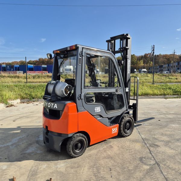 Погрузчик TOYOTA 02-8FGF15 02-8FGF15 kab фото
