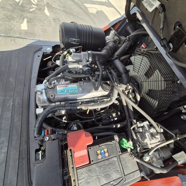 Погрузчик TOYOTA 02-8FGF15 02-8FGF15 kab фото