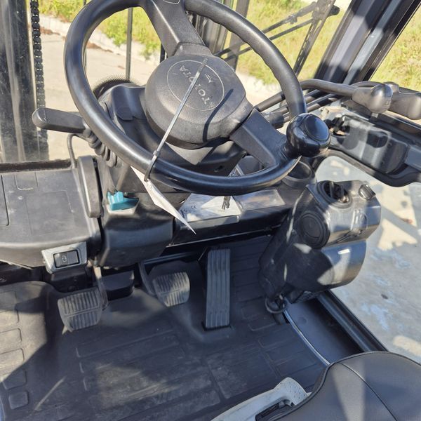 Погрузчик TOYOTA 02-8FGF15 02-8FGF15 kab фото