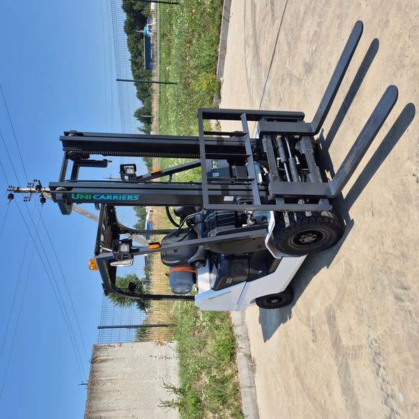 Навантажувач UNICARRIERS FGE20T5S UNIC FGE20T5S фото