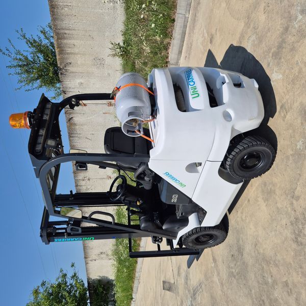 Навантажувач UNICARRIERS FGE20T5S UNIC FGE20T5S фото