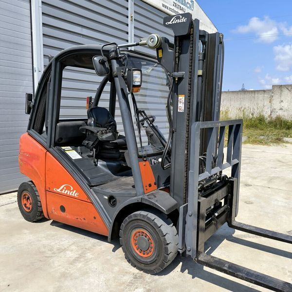 Погрузчик LINDE H25D-01 H25D-01 фото