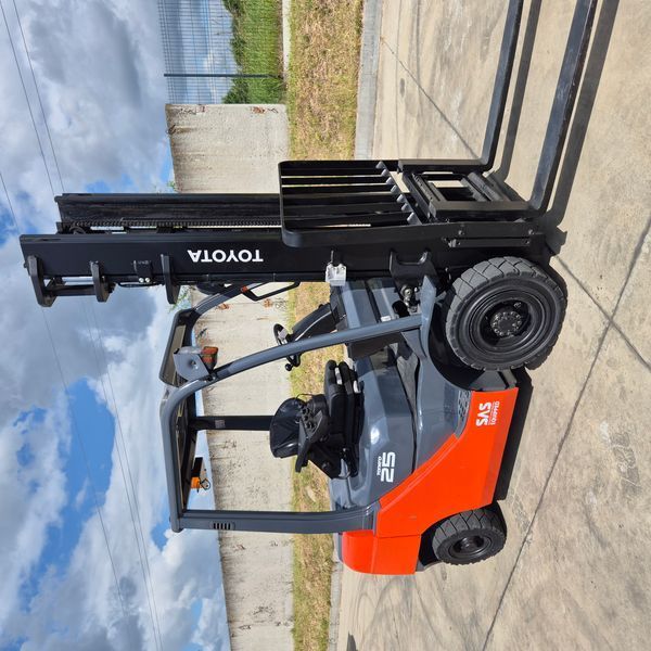 Навантажувач TOYOTA 06-8FD25F 06-8FD25F фото