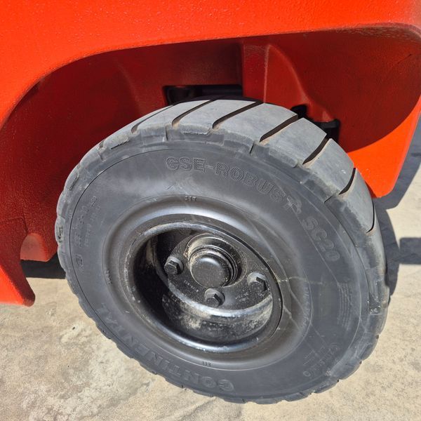 Погрузчик LINDE H35T-01 LINDE H35T-01 фото