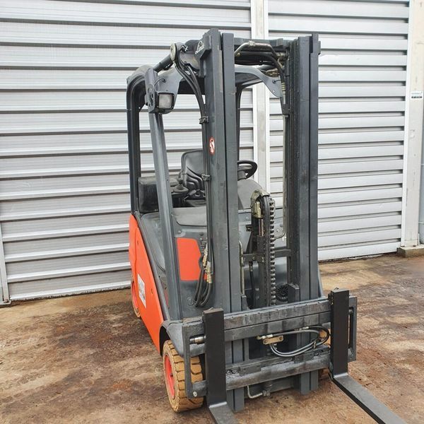 Погрузчик вилочный LINDE H14T-01-1 H14T-01-1 фото